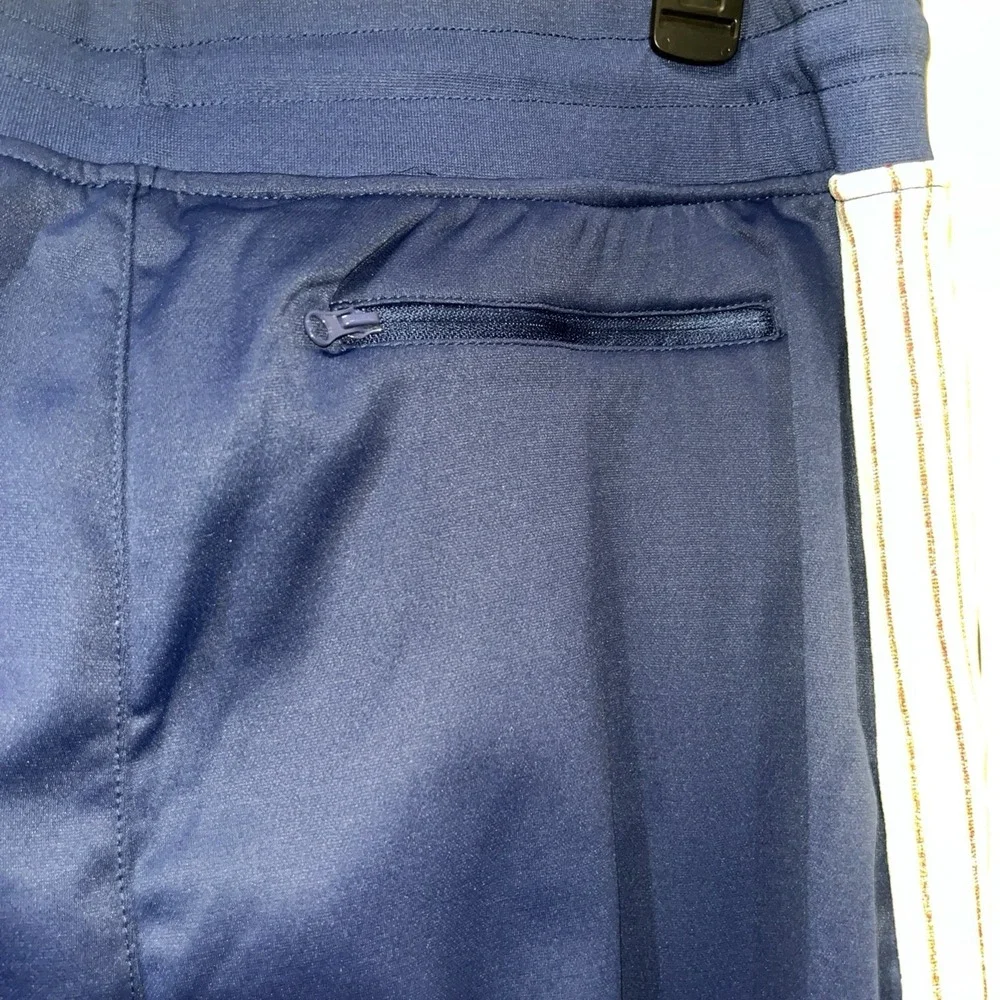 Walt Disney World Men’s Track Sweatpants Size Large Blue